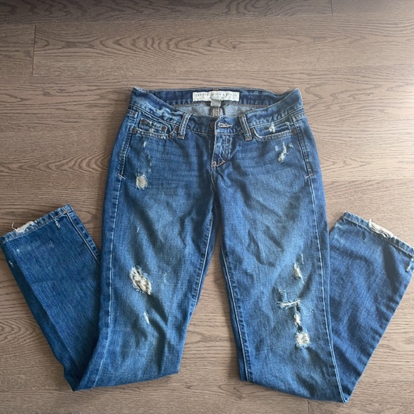 Abercrombie & Fitch Denim - Abercrombie & Fitch distressed Jeans Size 0S
